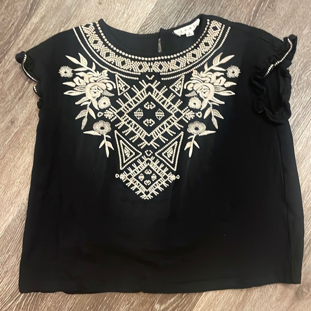 THML embroidered top size small.  Only worn once